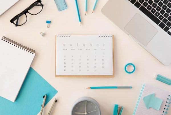 How to create a social media content calendar: steps and templates